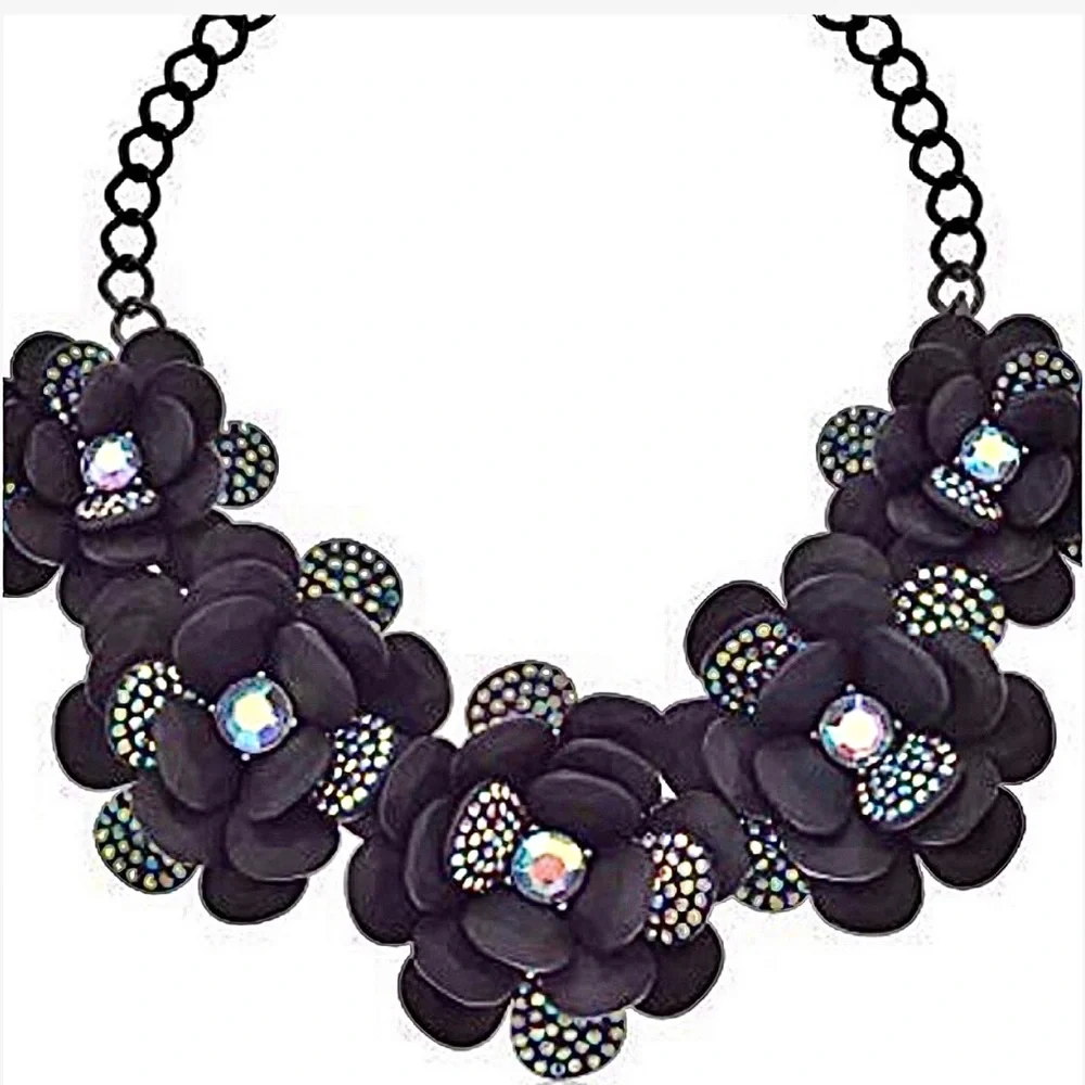 Betsey Johnson ‘Dark Magic’ Black Floral Necklace & Earrings Set Retired/HTF! - Picture 8 of 14